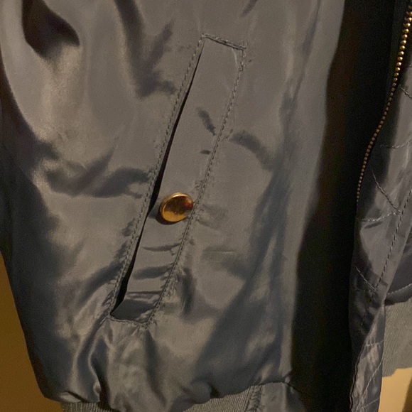 light blue bomber jacket - Picture 3 of 5